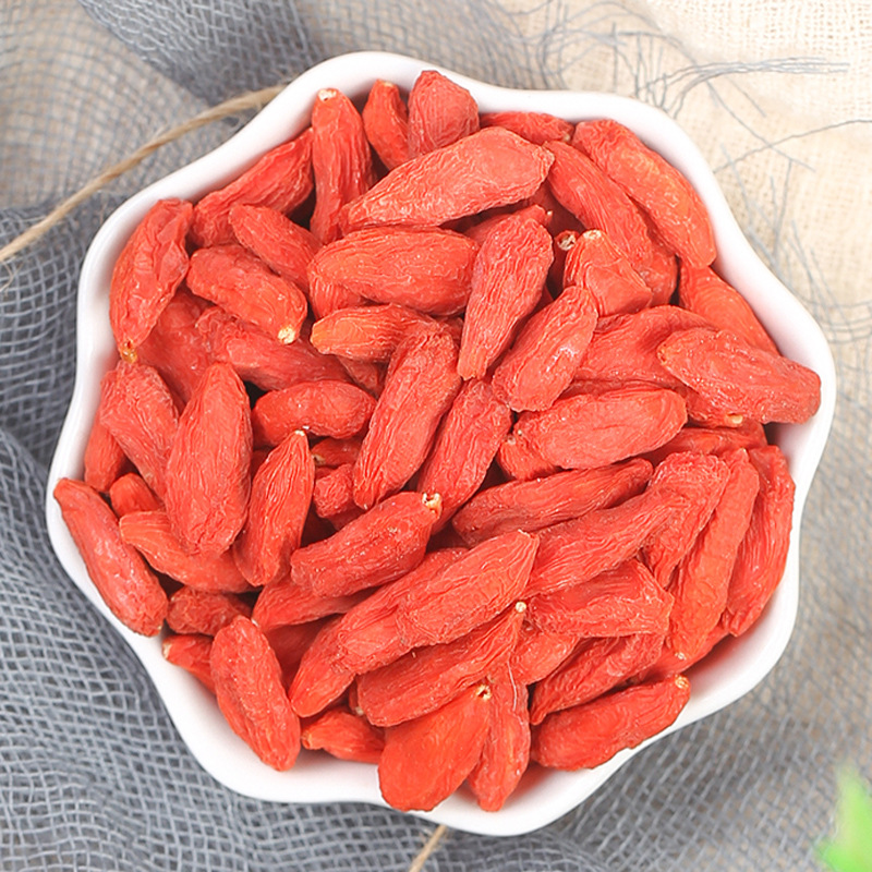 Ningxia Goji Berries Dried Wolfberry Fruit for Tea Soup and Congee 80g - Image 3