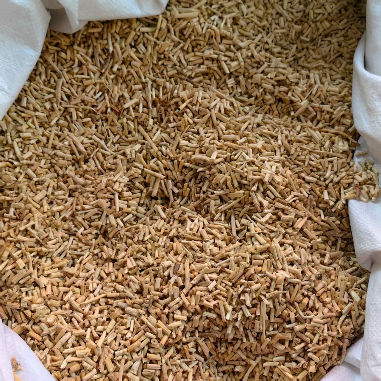Dried Bai Mao Gen White Grass Root 500g Natural Sun Dried Herb for Decoction and Herbal Tea - Image 3
