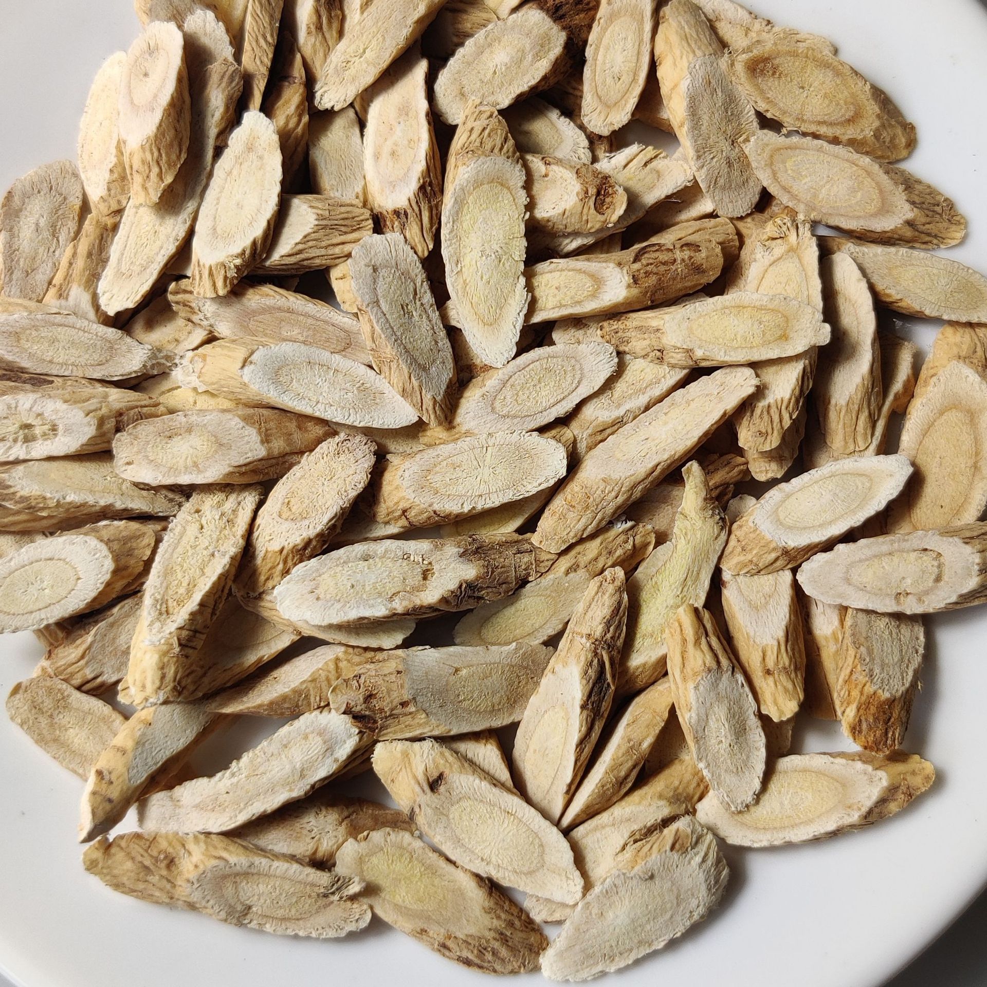 Astragalus Root Slices Huang Qi 黄芪 500g Dried Herb for Tea and Decoction - Image 2