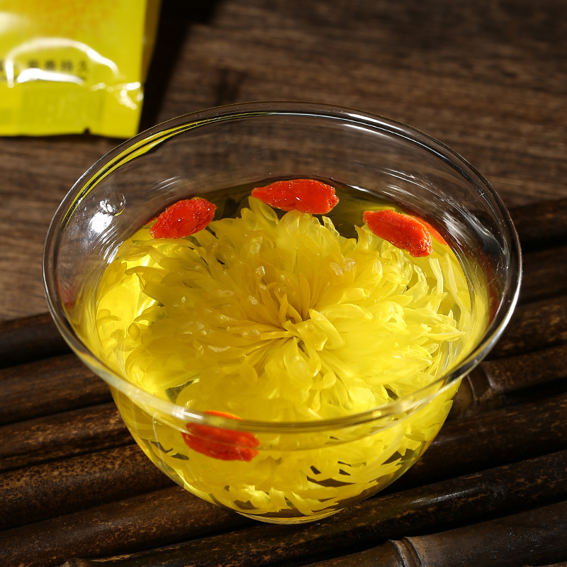 Golden Silk Imperial Chrysanthemum Flower Tea 8g Premium Herbal Floral Tea - Image 3