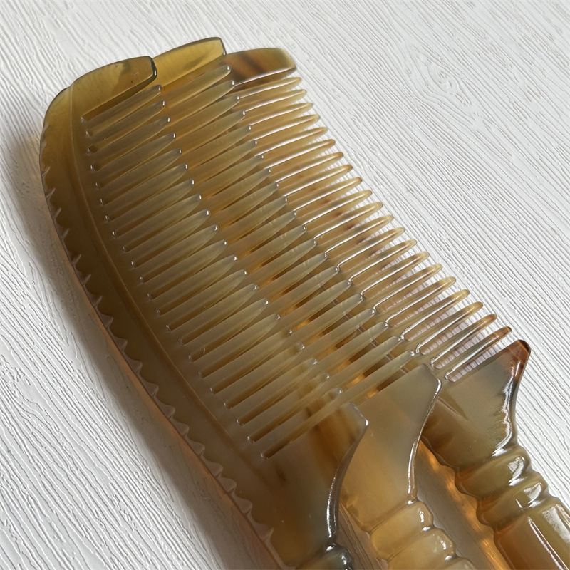 Natural Horn Comb 18cm Round Handle Massage Comb for Hair and Scalp Care - Image 4