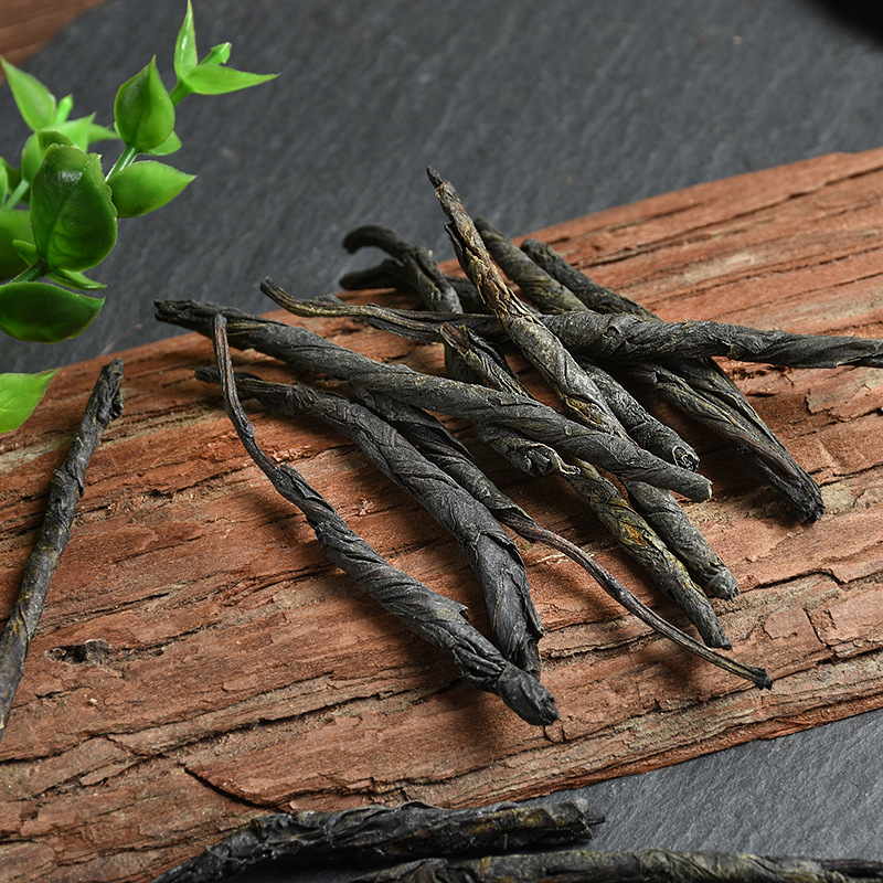 Ku Ding Tea (Ilex latifolia) — Large-Leaf Bitter Herbal Tea, Unsulfured & Undyed - Image 2