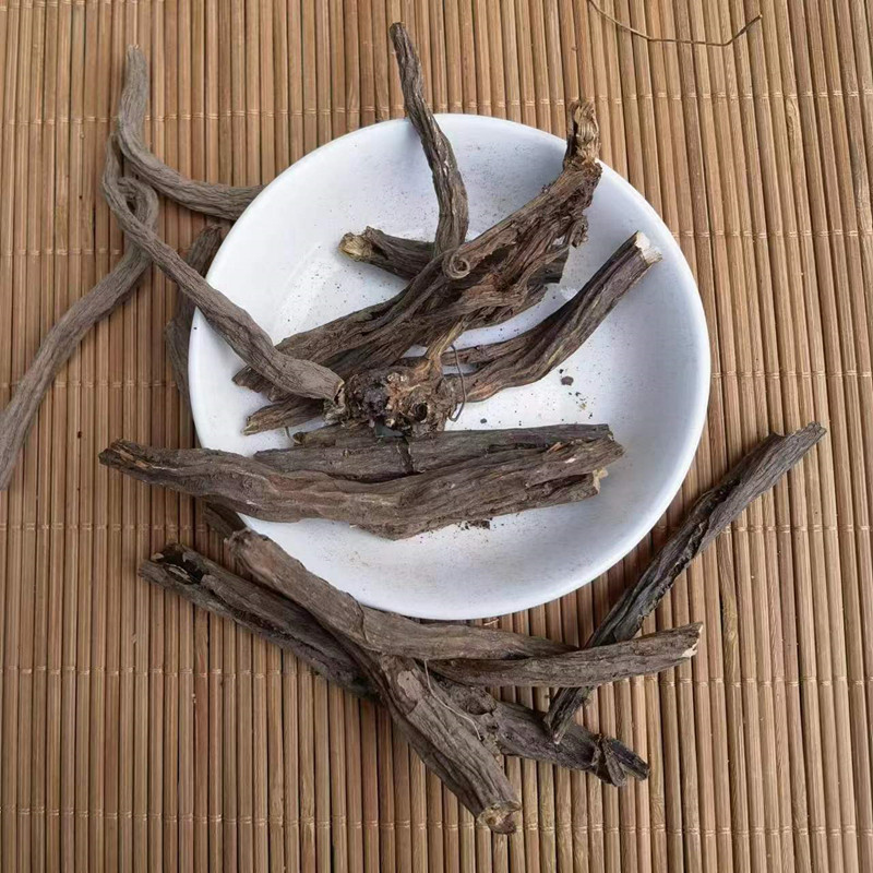Dried Du Yi Wei Root Whole Herb Lamiophlomis Rotata Traditional TCM Herbal Ingredient Bulk Supply - Image 4
