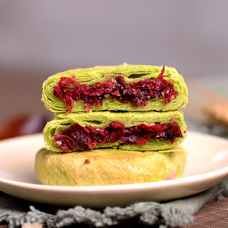 Yunnan Rose Flower Cake Gift Box Set Rose Pastry Purple Sweet Potato Matcha Baked Dessert 256g - Image 3