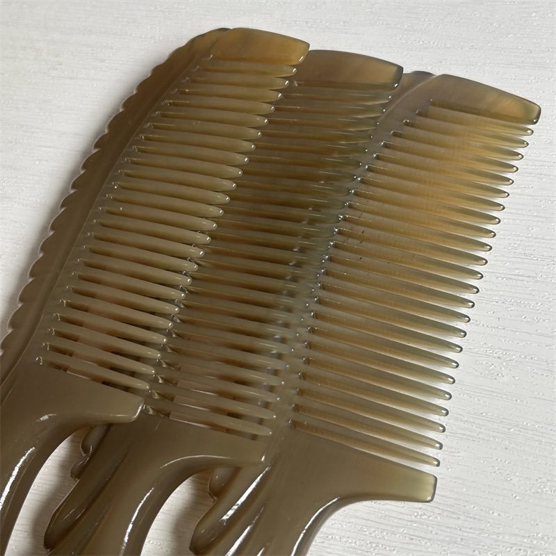 White Yak Horn Comb Round Handle Massage Hair Comb 18cm Carved Design - Image 4