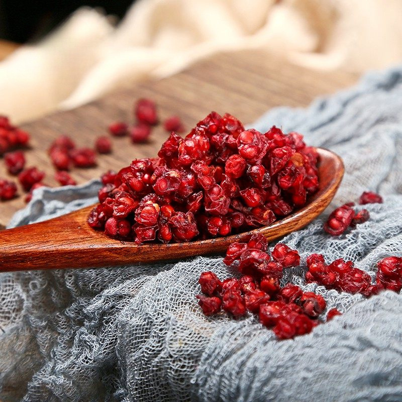 Schisandra Berries Wu Wei Zi 250g Dried North Schisandra Chinensis Fruit for Herbal Tea and Decoction - Image 3
