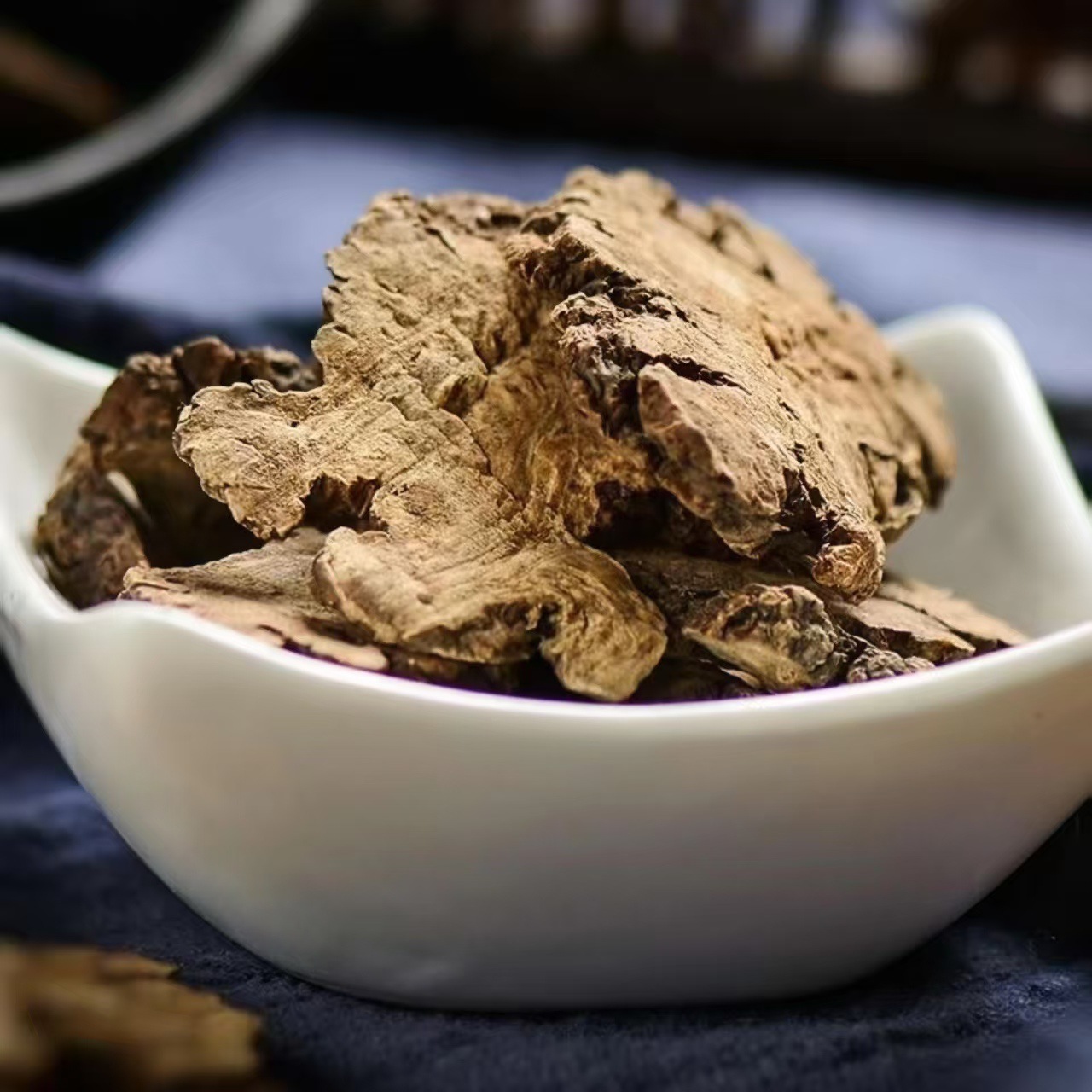 Chuan Xiong Slices (Ligusticum chuanxiong) — Sulfur-Free Dried Rhizome Slices from Sichuan - Image 2