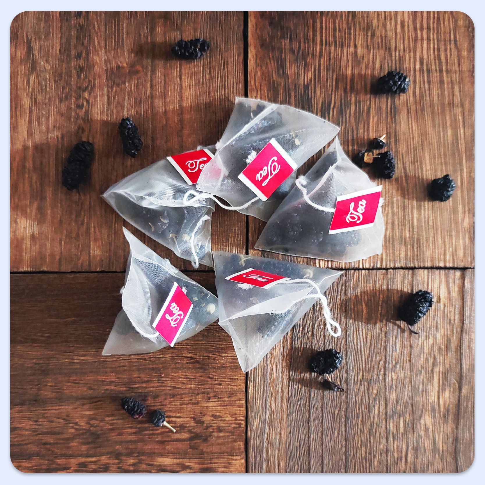 Blueberry Mulberry Black Goji Tea 25 Pyramid Bags Anthocyanin Rich Fruit Tea for Daily Steeping - Image 3