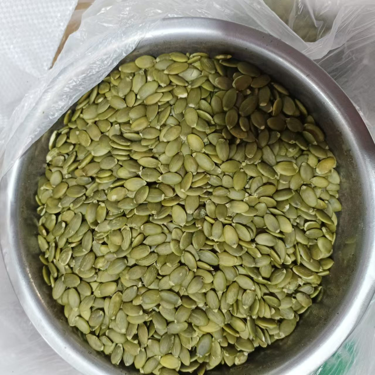 Pumpkin Seeds Shelled Pumpkin Kernel Nan Gua Zi Ren 500g Raw Edible Agricultural Product - Image 2