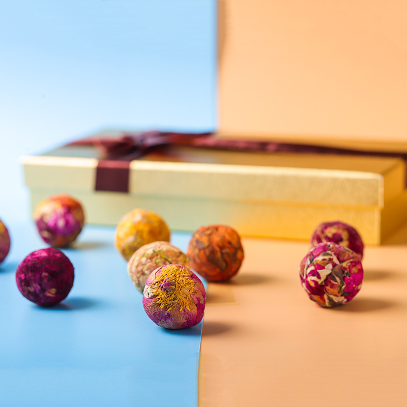 Yunnan Dragon Pearl Flower Tea Gift Box 18 Balls Dian Hong Black Tea with Rose and Jasmine - Image 2