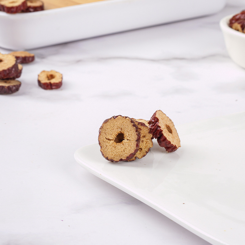Pitted Red Date Slices (Ziziphus jujuba) — Dried Jujube Rings, 80g Jar, Ready to Eat - Image 4