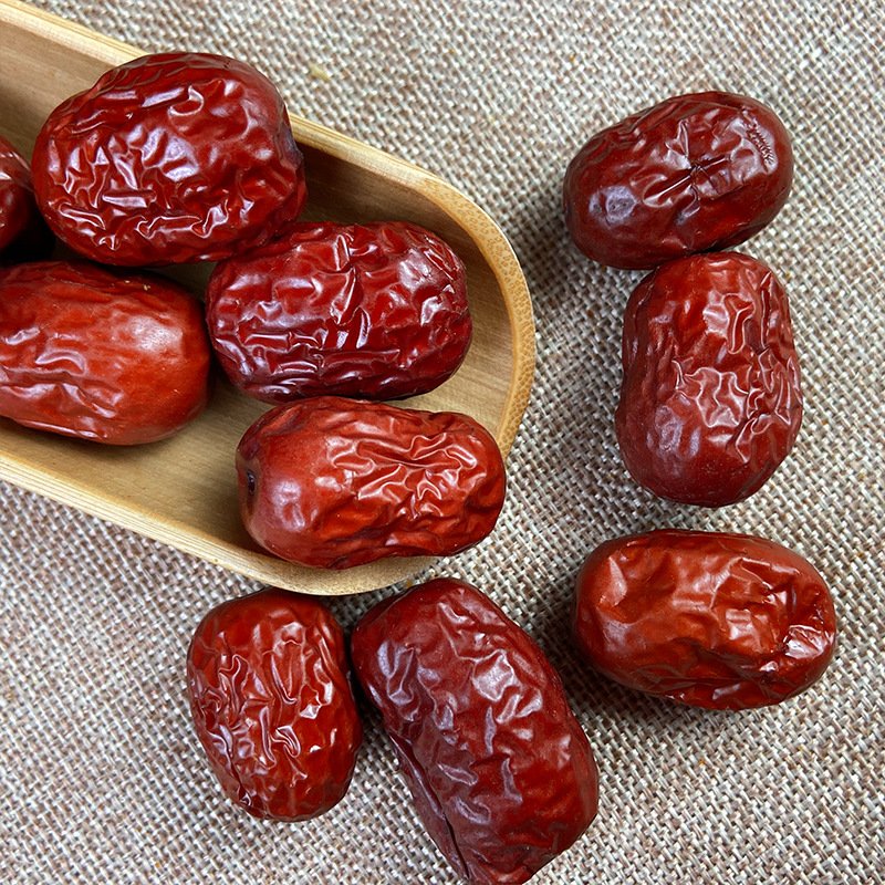 Premium Xinjiang Red Dates Ruoqiang Grey Jujube 500g Ready to Eat Dried Fruit Sweet Snack and Tea - Image 4