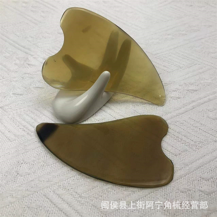 Heart Shaped Buffalo Horn Gua Sha Scraping Board 10-11cm for Back Neck Body Care - Image 4