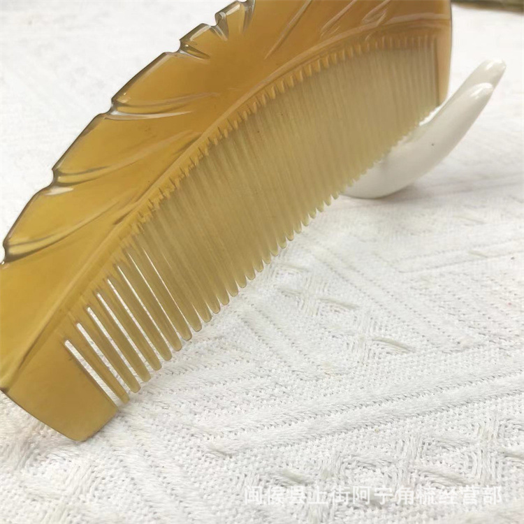 17cm Natural Horn Comb Meridian Massage Comb Wide Tooth Hair Comb for Home and Travel - Image 2