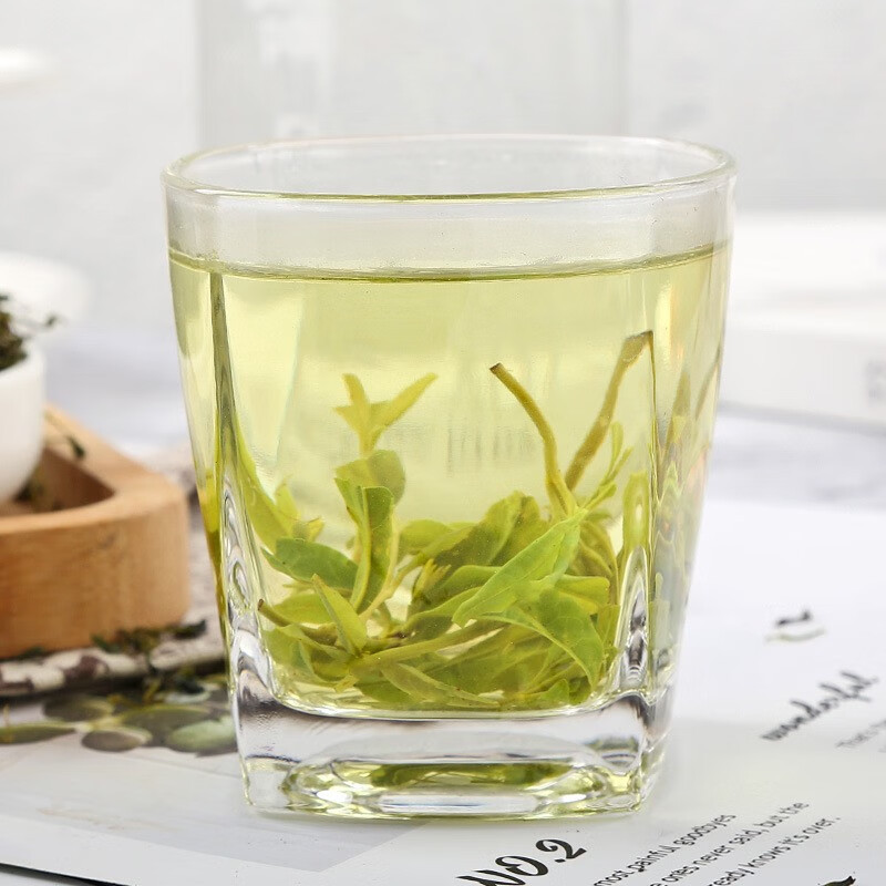 Small Leaf Kuding Tea Ku Ding Cha 500g Dried Loose Leaf Herbal Tea from Sichuan for Daily Brewing - Image 4