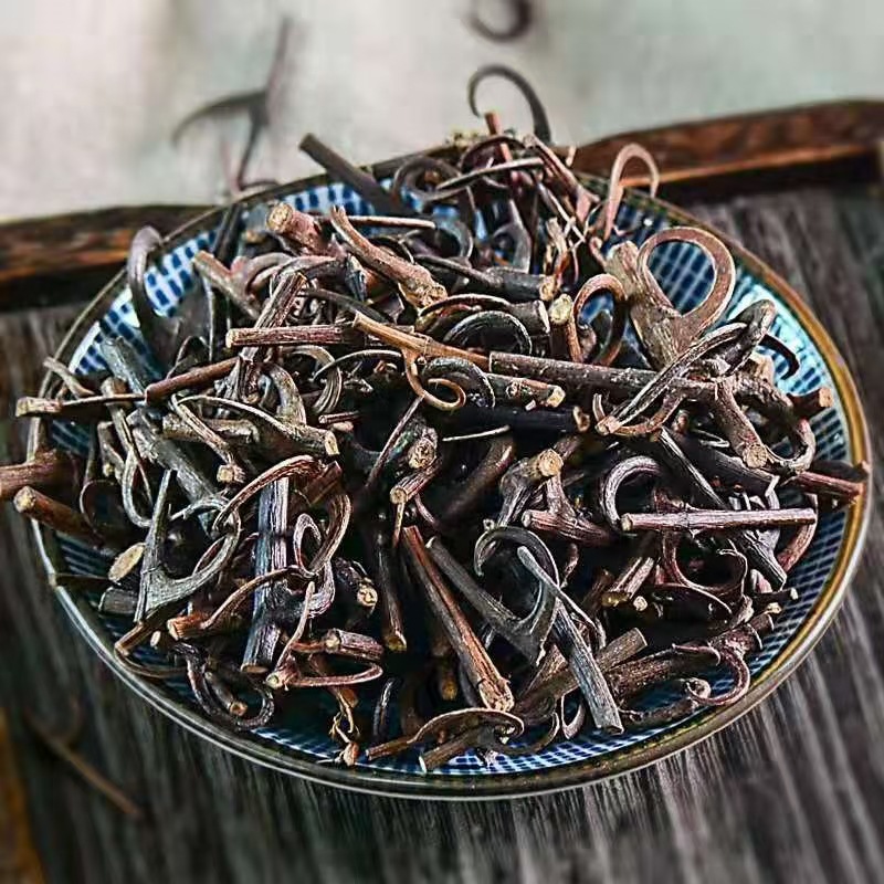 Gou Teng Stems & Hooks (Uncaria rhynchophylla) — Dried Food Herb for Tea & Decoction - Image 3