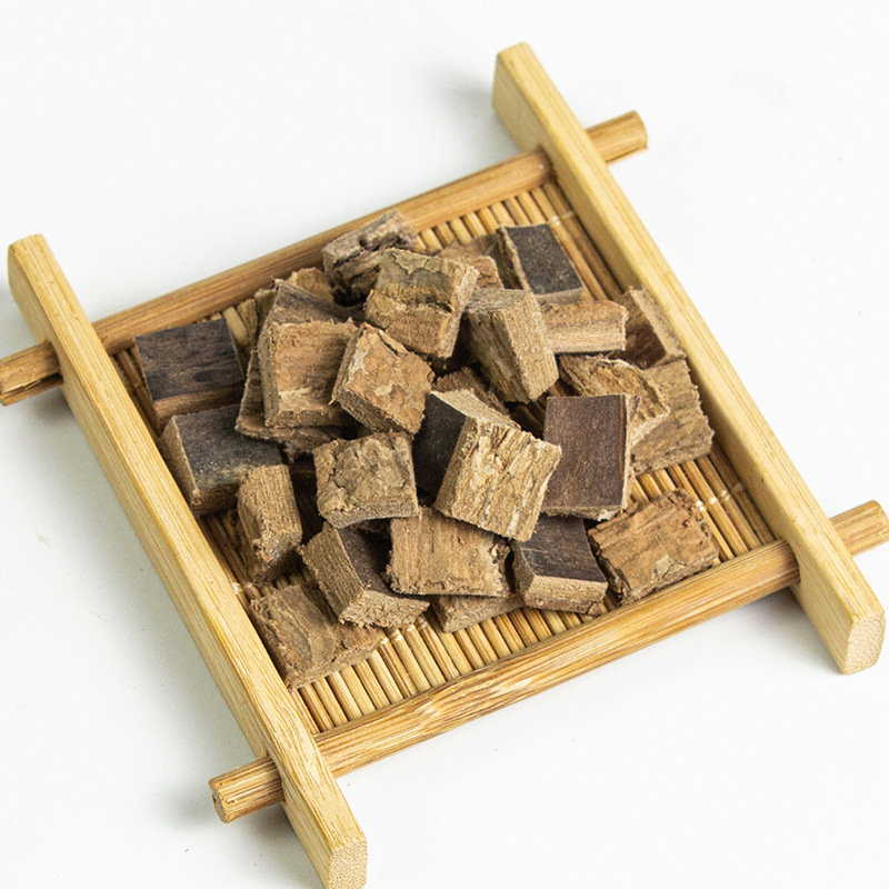 Dried Eucommia Bark Slices Du Zhong 杜仲 TCM Herbal Decoction Pieces for Wine Infusion and Soup 500g - Image 2