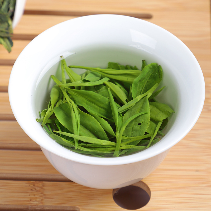 Longjing Dragon Well Green Tea 2024 Spring Pre-Qingming Rich Aroma Hangzhou Bean Fragrance Loose Leaf 50g Wooden Lid Clear Jar - Image 3