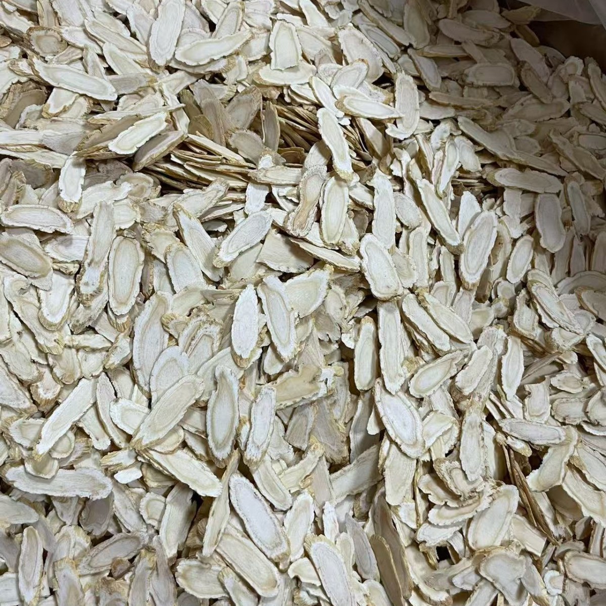 American Ginseng Slanted Slices 50g Gift Box Soft Branch Dried Root Slices for Soup and Tea - Image 3