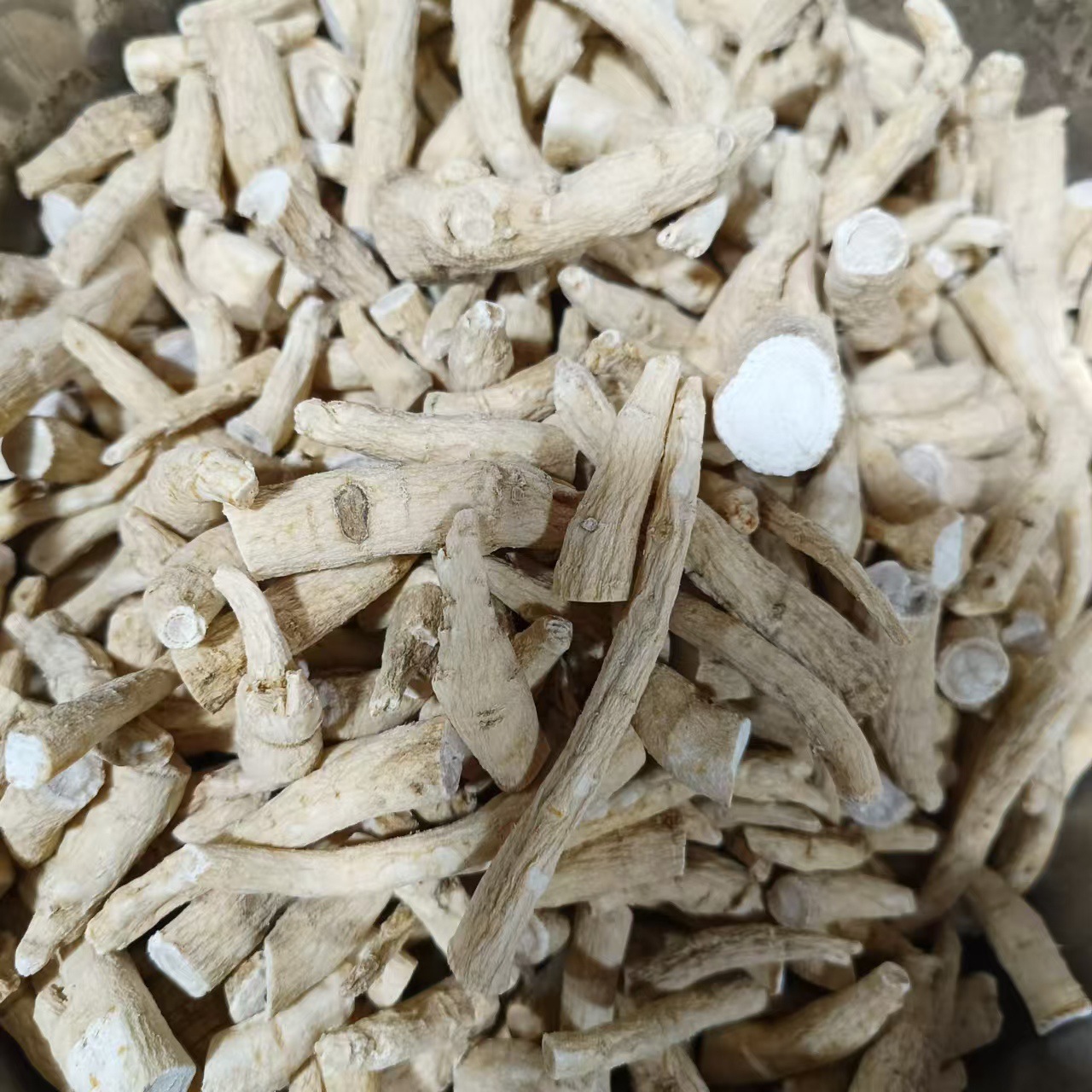 American Ginseng Root Pieces Xiyangshen Dried Herbal Slices for Cooking and Tea - Image 2