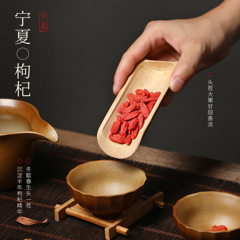 Premium Four Herb Gift Box with Lingzhi Red Ginseng Goji and Black Goji 360g - Image 4