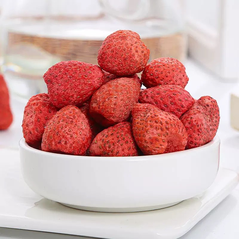 Freeze Dried Strawberry Pieces 500g Fruity Herbal Tea Ingredient for Blends and Culinary Use - Image 2