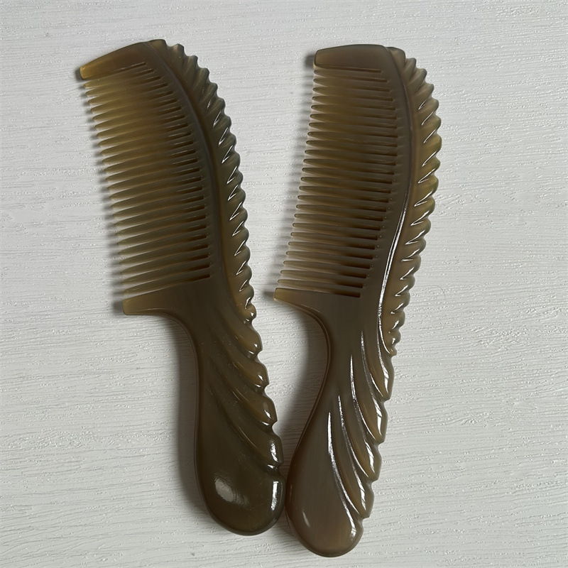 White Yak Horn Comb Round Handle Massage Hair Comb 18cm Carved Design - Image 2