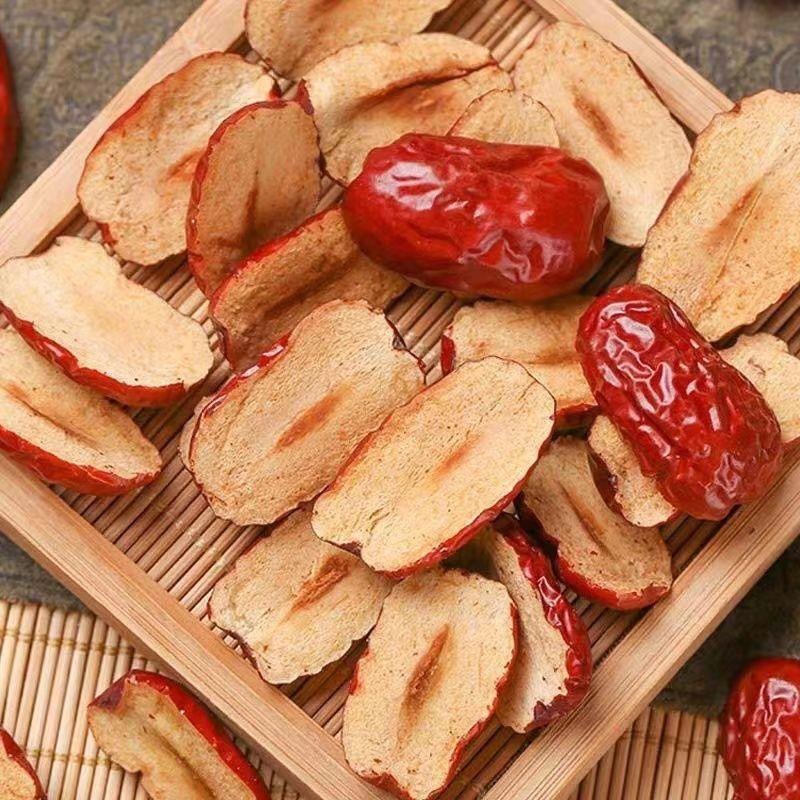 Dried Red Jujube Slices Pitted Seedless Jujube Slices Ready to Eat or Brew Tea - Image 3