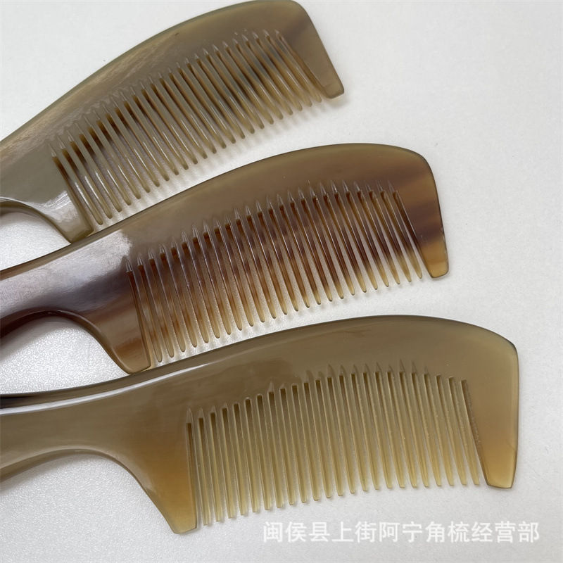 Natural Horn Comb 18cm Handled Hair Comb with Round Teeth for Daily Grooming - Image 4